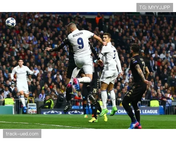 伊布与本泽马射门效率分化背后的体系驱动机制